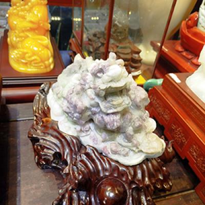 Long Quy Tinh Thể Ruby