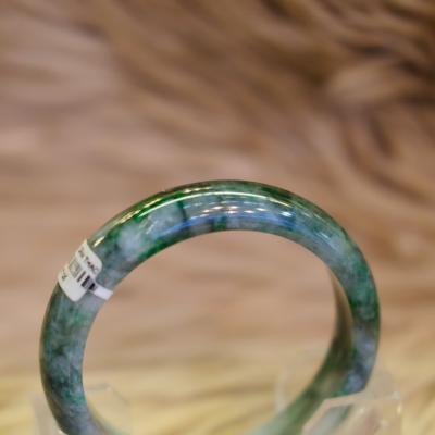 Vòng Tay Liền Khối Ngọc Phỉ Thuý